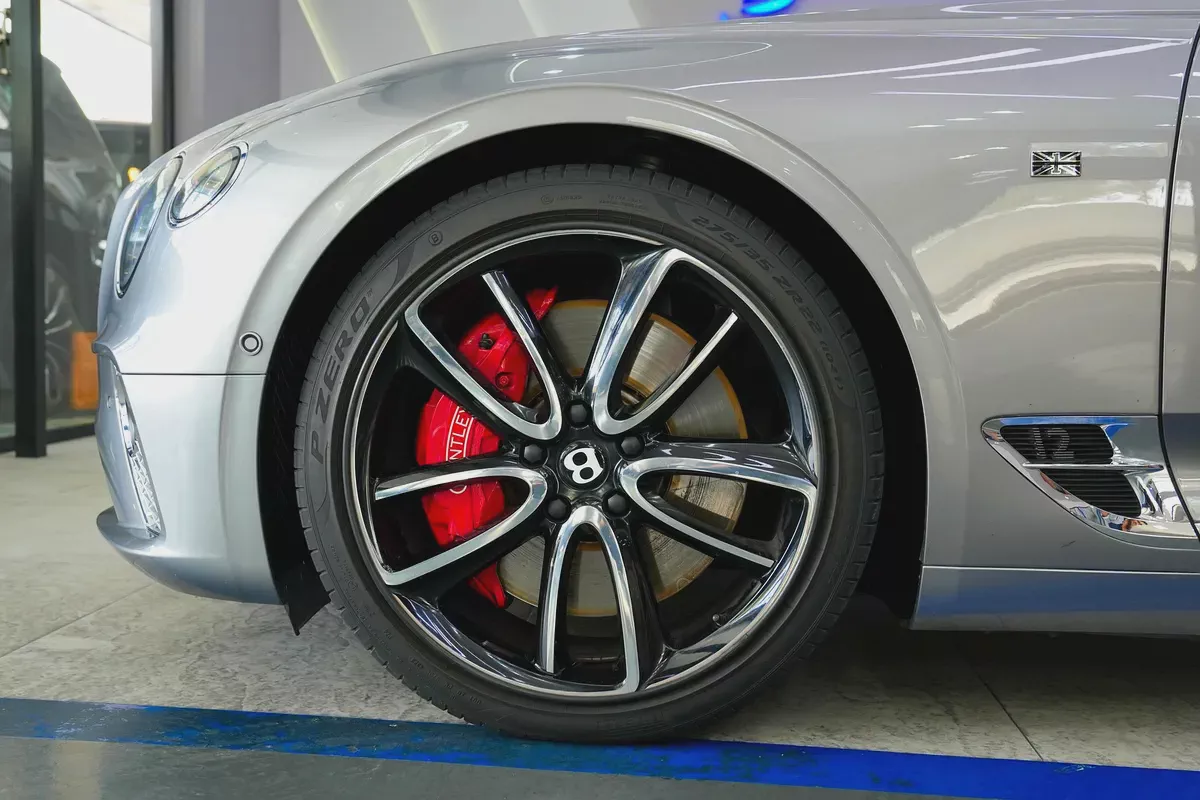 2019 - Bentley Continental GT V12 - Perfect inside and out for 399,000.00 AED-7-7
