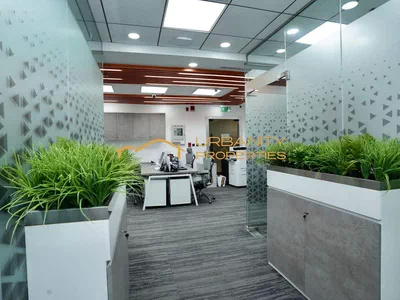 Combined Premium Office | Fully Furnished | AED 480,000-6