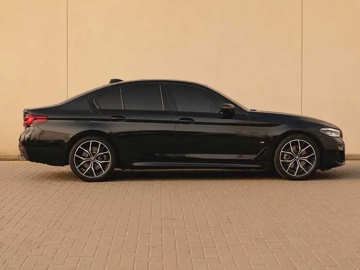 BMW 5-Series 520i M Sport 2023 | GCC Specs | Low Mileage-9-9
