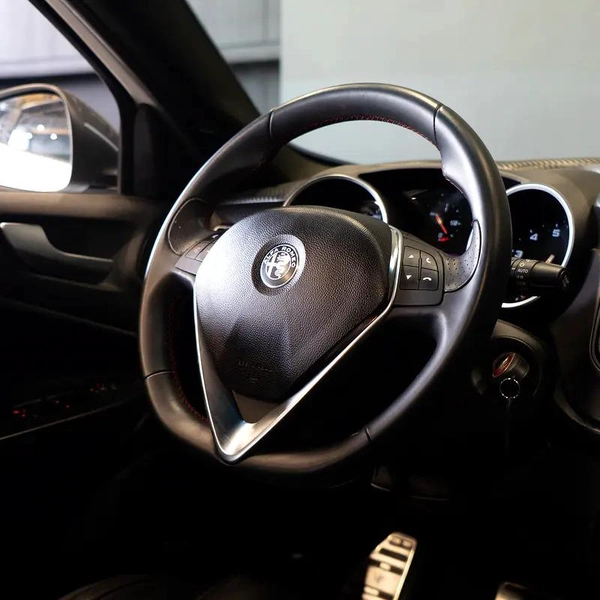 AED 861 P.M • 0% Downpayment • Alfa Romeo Giulietta Veloce • 1 Year Warranty