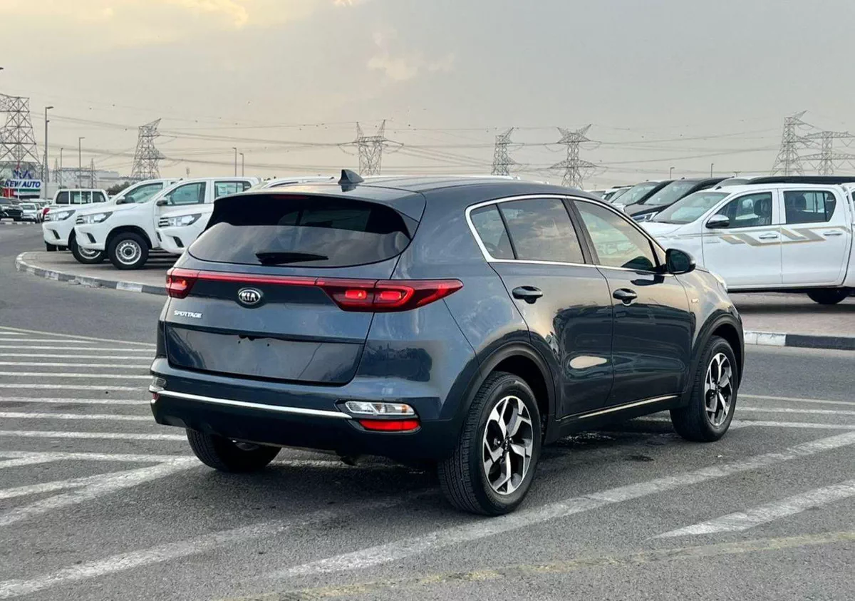 Kia Sportage LX 2020 Kia Sportage Mid - option - 2.4L V4 - AWD 4x4 - Rear Camera - Leather Seat - 2 keys-5-0