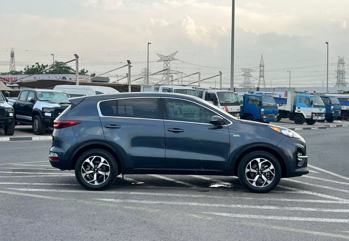 Kia Sportage LX 2020 Kia Sportage Mid - option - 2.4L V4 - AWD 4x4 - Rear Camera - Leather Seat - 2 keys-6-0