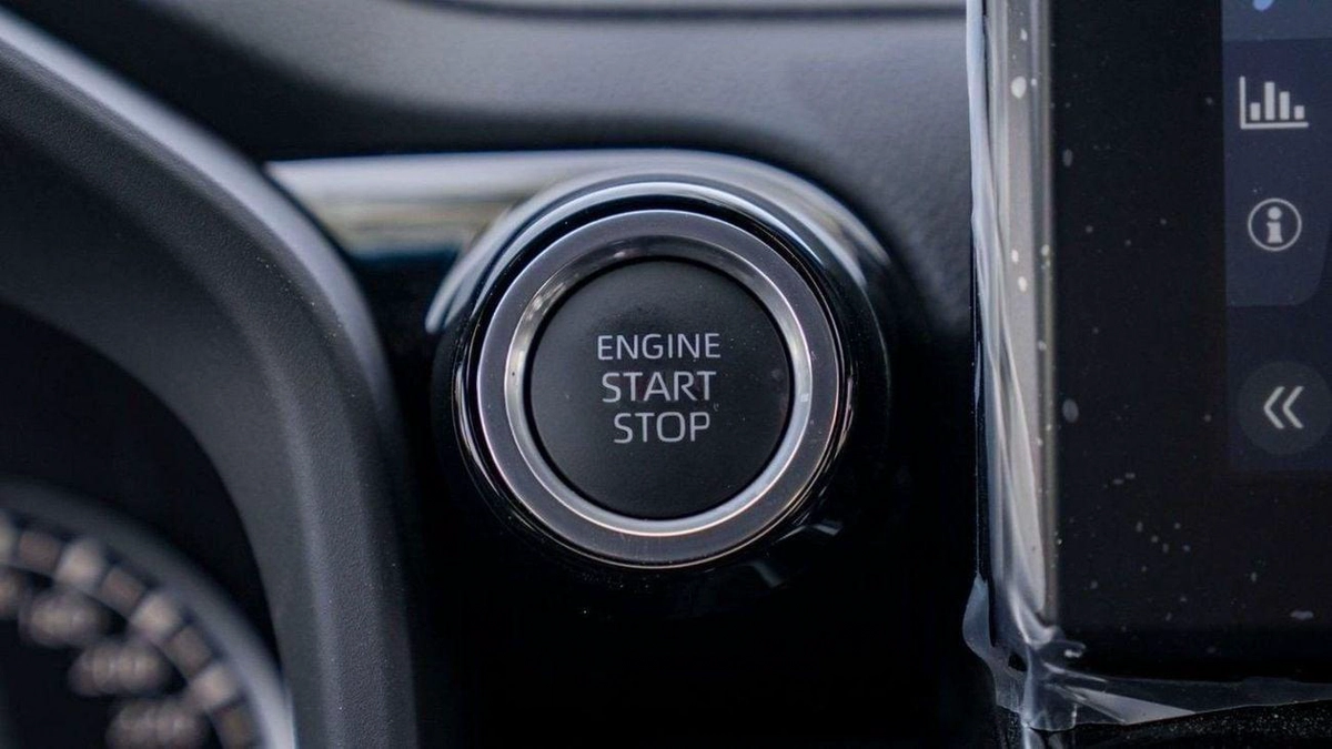 Toyota Land Cruiser VXR toyota land cruiser vxr 3.3L diesel 2025-9-0