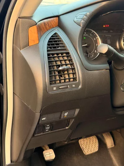 Nissan Armada SL (NON GCC) SL Full option 5.6L-13