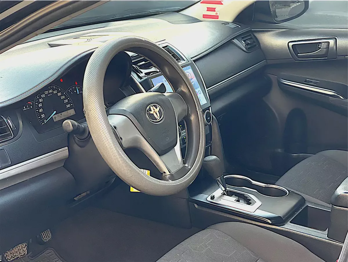 Toyota Camry GL 2015 - GCC Specs - Reliable and Efficient-10-10