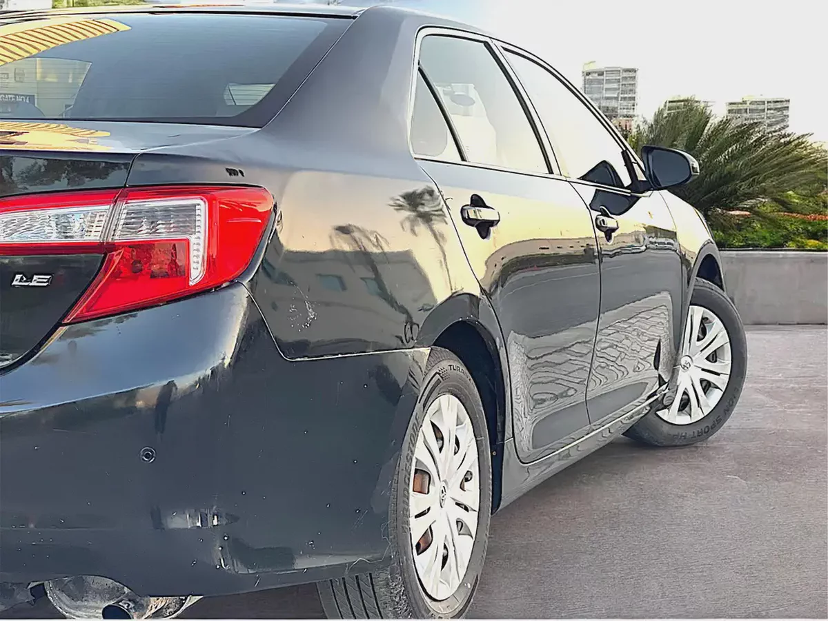 Toyota Camry GL 2015 - GCC Specs - Reliable and Efficient-4-4