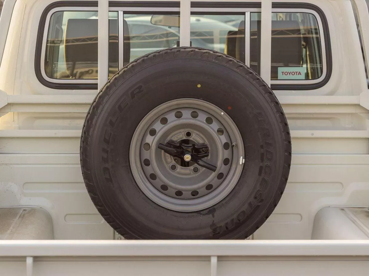 Toyota Land Cruiser 70 LC79 LX 2026 TOYOTA LC79 DOUBLE CABIN 2.8L DSL M/T (W/DIFF LOCK)- EXPORT ONLY-7-0
