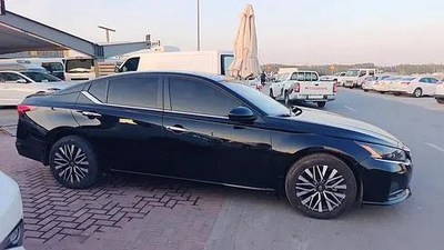 Nissan Altima SV – 2023 – American Specs Model: 2023 Mileage: 83,212 KMS Spec: American Very well-ma-5