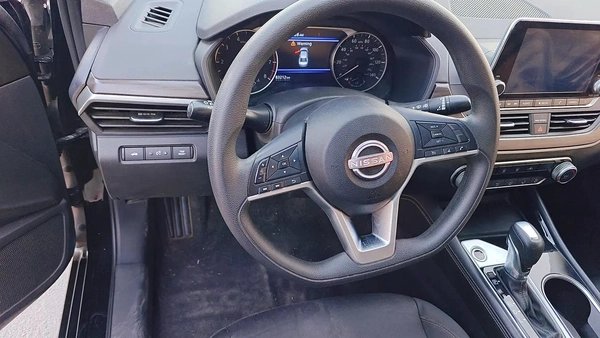 Nissan Altima SV – 2023 – American Specs Model: 2023 Mileage: 83,212 KMS Spec: American Very well-ma