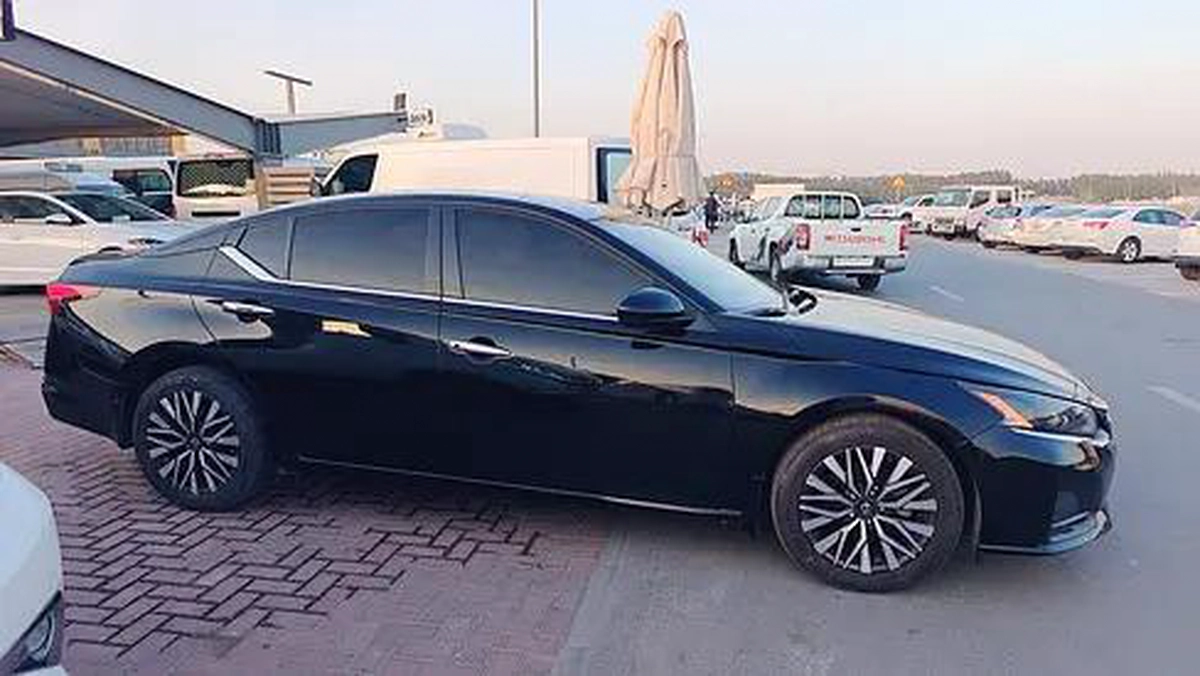 Nissan Altima SV – 2023 – American Specs Model: 2023 Mileage: 83,212 KMS Spec: American Very well-ma-5-5