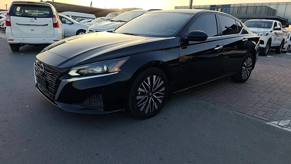 Nissan Altima SV – 2023 – American Specs Model: 2023 Mileage: 83,212 KMS Spec: American Very well-ma