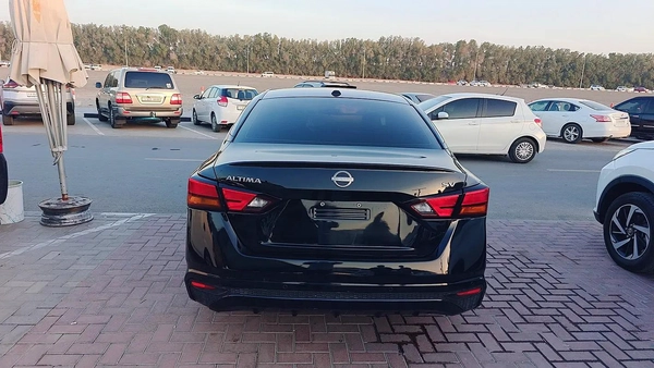 Nissan Altima SV – 2023 – American Specs Model: 2023 Mileage: 83,212 KMS Spec: American Very well-ma