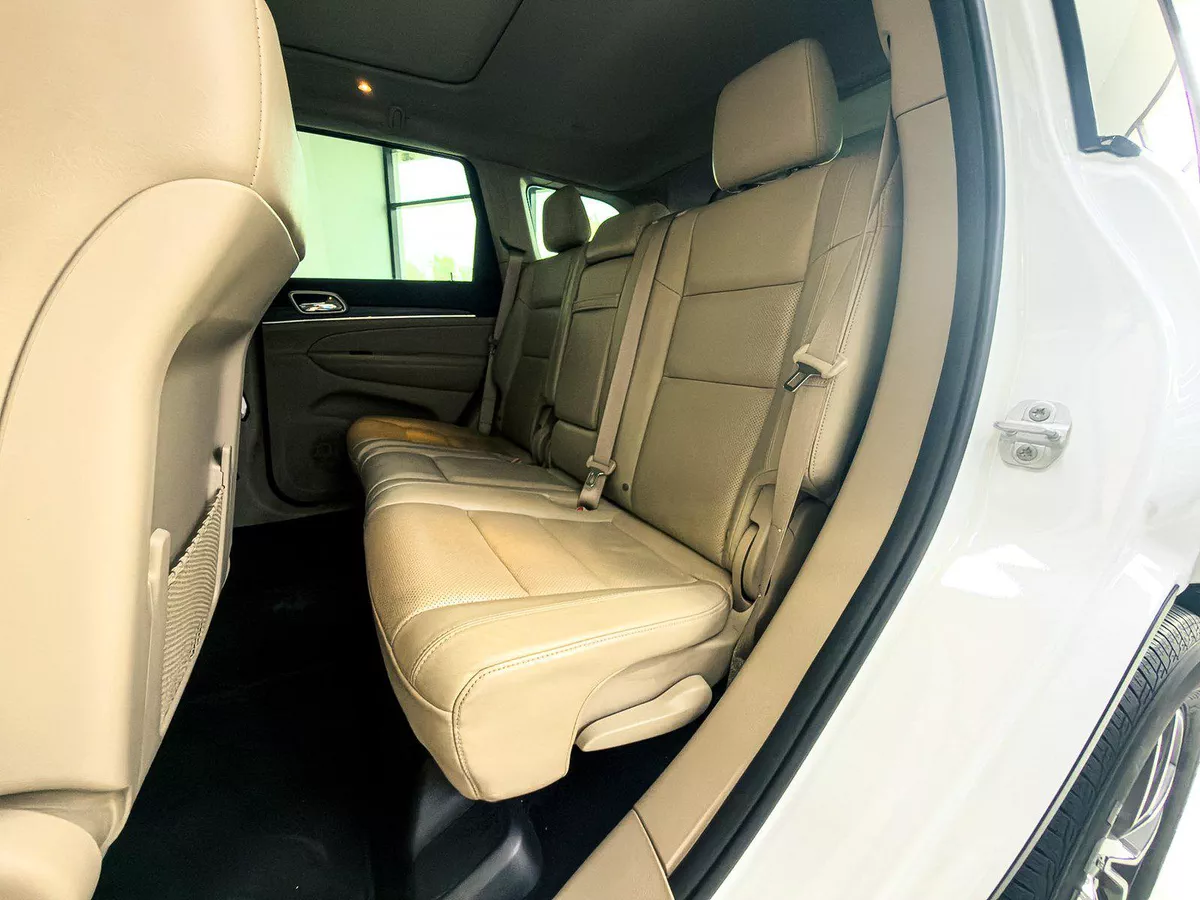 2019 Jeep Grand Cherokee Limited 3.6L V6 // EMI Starting from 1,350 AED-4-4