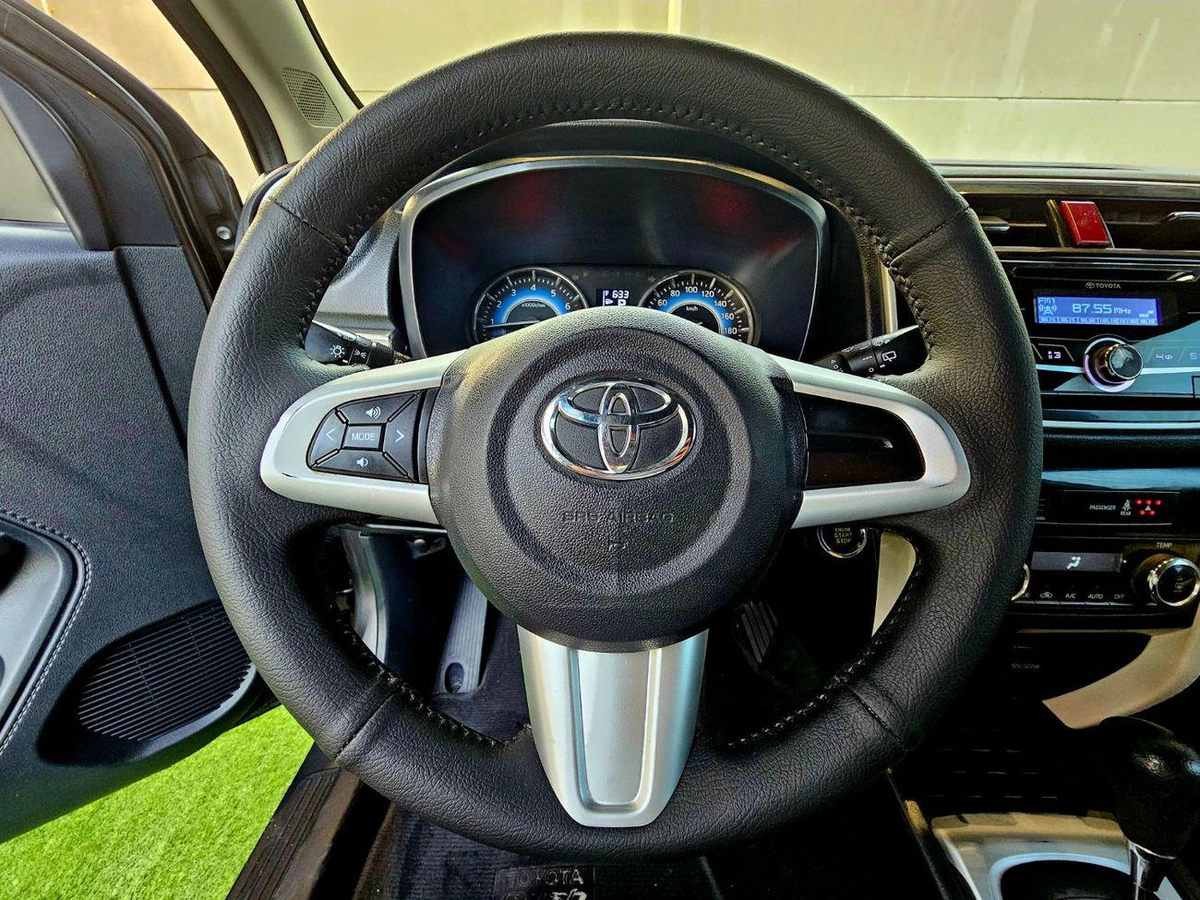 Toyota Rush EX / 1.5 V4/ LEATHER SEATS/ LOW MILEAGE/ EXPORT ONLY-14-0