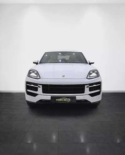 PORSCHE CAYENNE GCC 2024 CARBON PACKAGE + WARRANTY UNTILL 2028-1