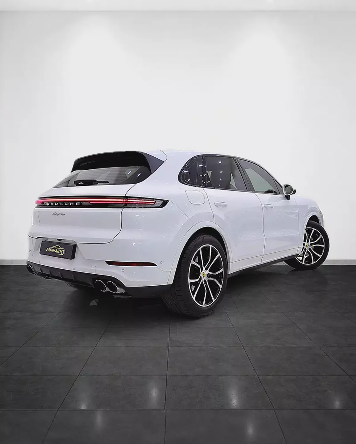 PORSCHE CAYENNE GCC 2024 CARBON PACKAGE + WARRANTY UNTILL 2028-3-3