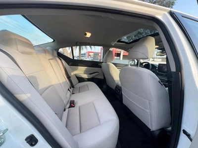 Nissan Altima 2.5 SV-8