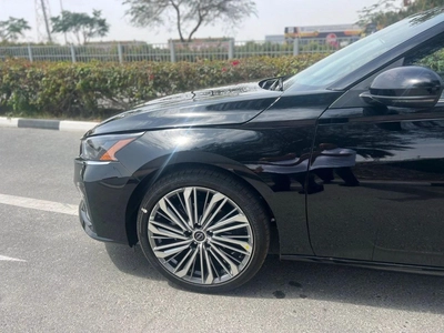 Nissan Altima 2.5 SV-9