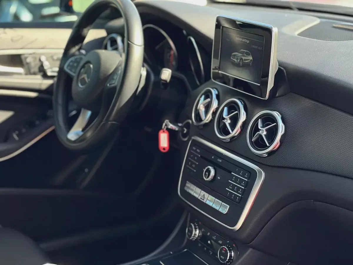 2018 | Mercedes GLA220 | Full Option | V4, 2.0L |  Korean Specs | Ref#898-16-16