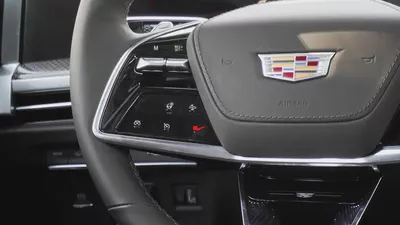 Cadillac Escalade-V | 2026 | GCC Specs | Petrol | 6.2L Supercharged V8 | 682 HP | AWD-13