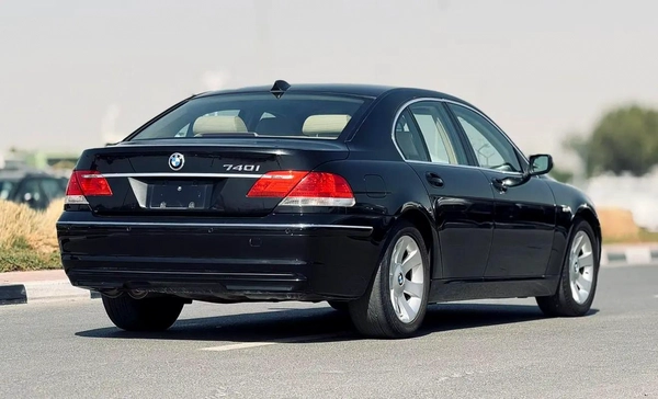 BMW 740I | 2007 | ONLY : 118,367 KM | JAPAN IMPORT | CLEAN TITLE | NO ACCIDENT