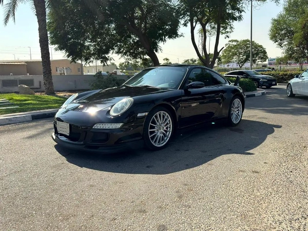 Porsche Carrera / 911 Carrera 4S
