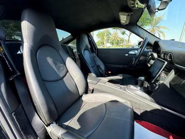 Porsche Carrera / 911 Carrera 4S
