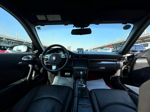 Porsche Carrera / 911 Carrera 4S