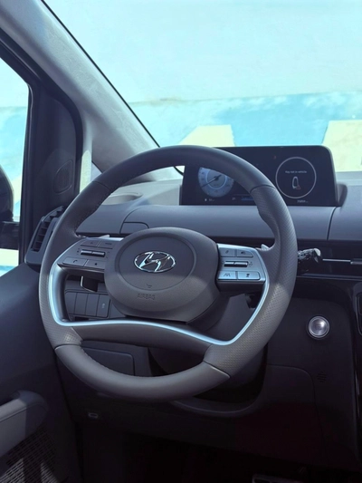 HYUNDAI STARIA LUXURY | GCC SPECS | YEAR: 2024 | 5-YEARS WARRANTY | 5-YEARS SERVICE CONTRACT-1