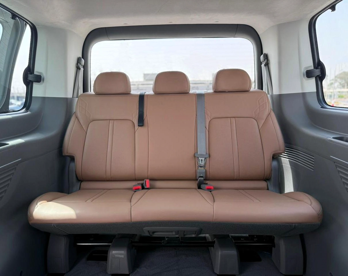 HYUNDAI STARIA LUXURY | GCC SPECS | YEAR: 2024 | 5-YEARS WARRANTY | 5-YEARS SERVICE CONTRACT-13-13