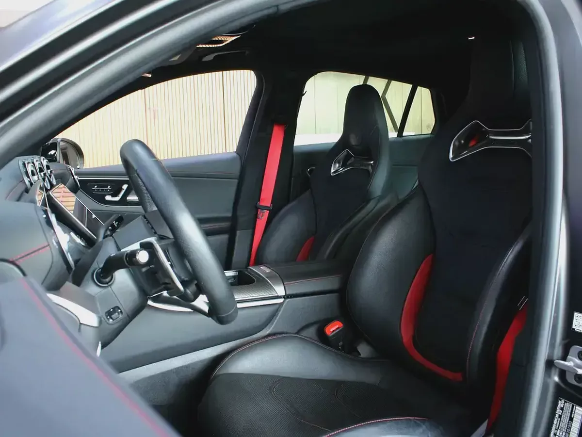 2024 - MERCEDES-BENZ GLC43 AMG for 288,000.00 AED-9-9