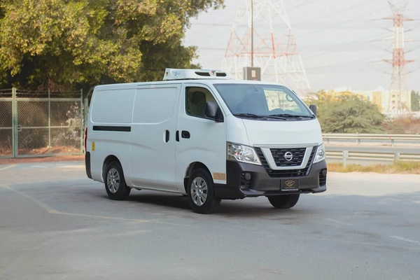 Urvan | Manual | Standard Roof Chiller Van | GCC Specs | Ref#N33493