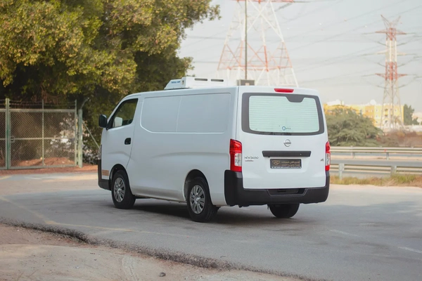 Urvan | Manual | Standard Roof Chiller Van | GCC Specs | Ref#N33493