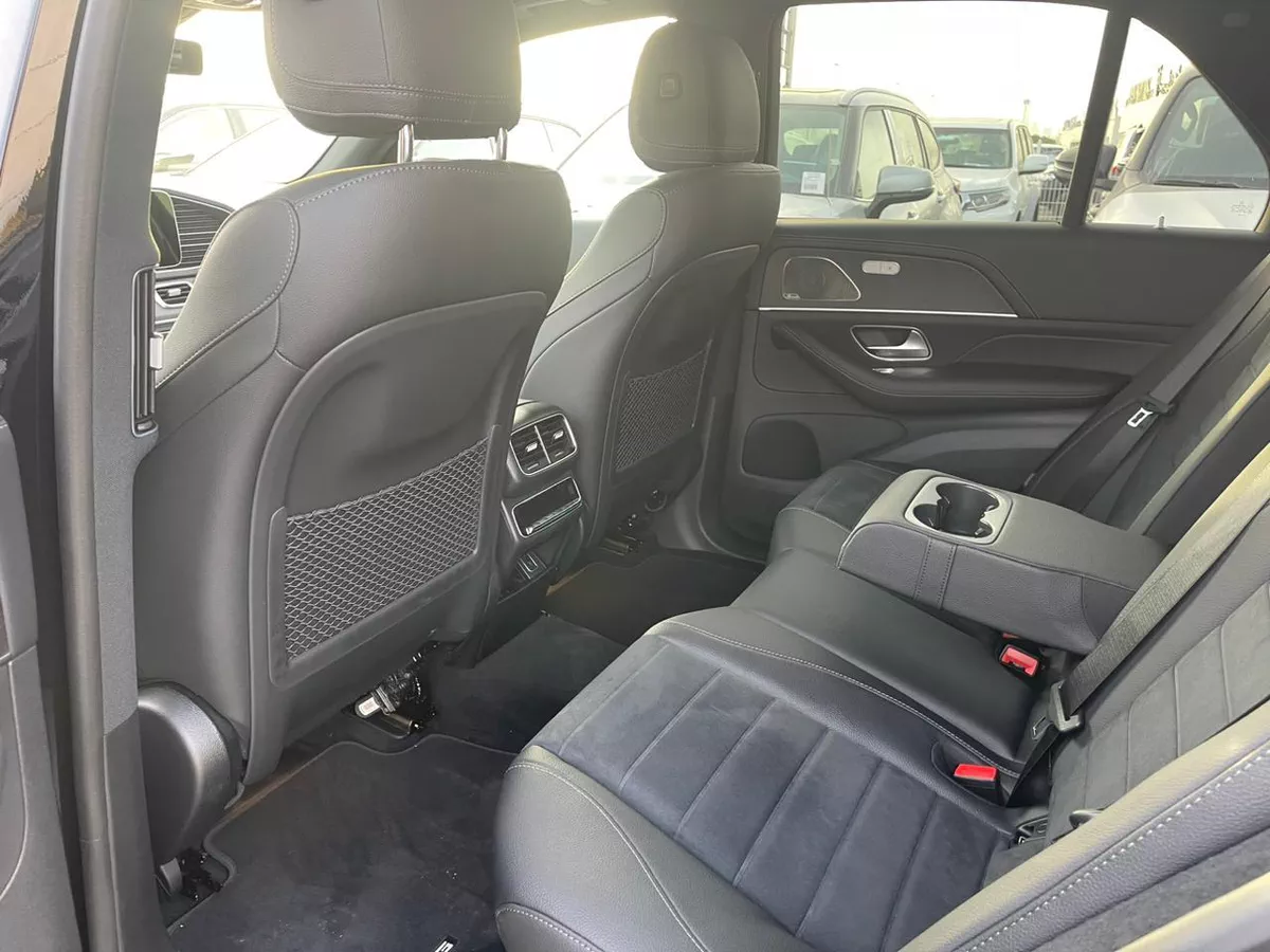 2024 Mercedes-Benz GL 400 Black SUV-7-7