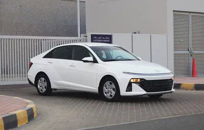 Hyundai Accent GL 2024 GCC Specs - Brand New Condition-2