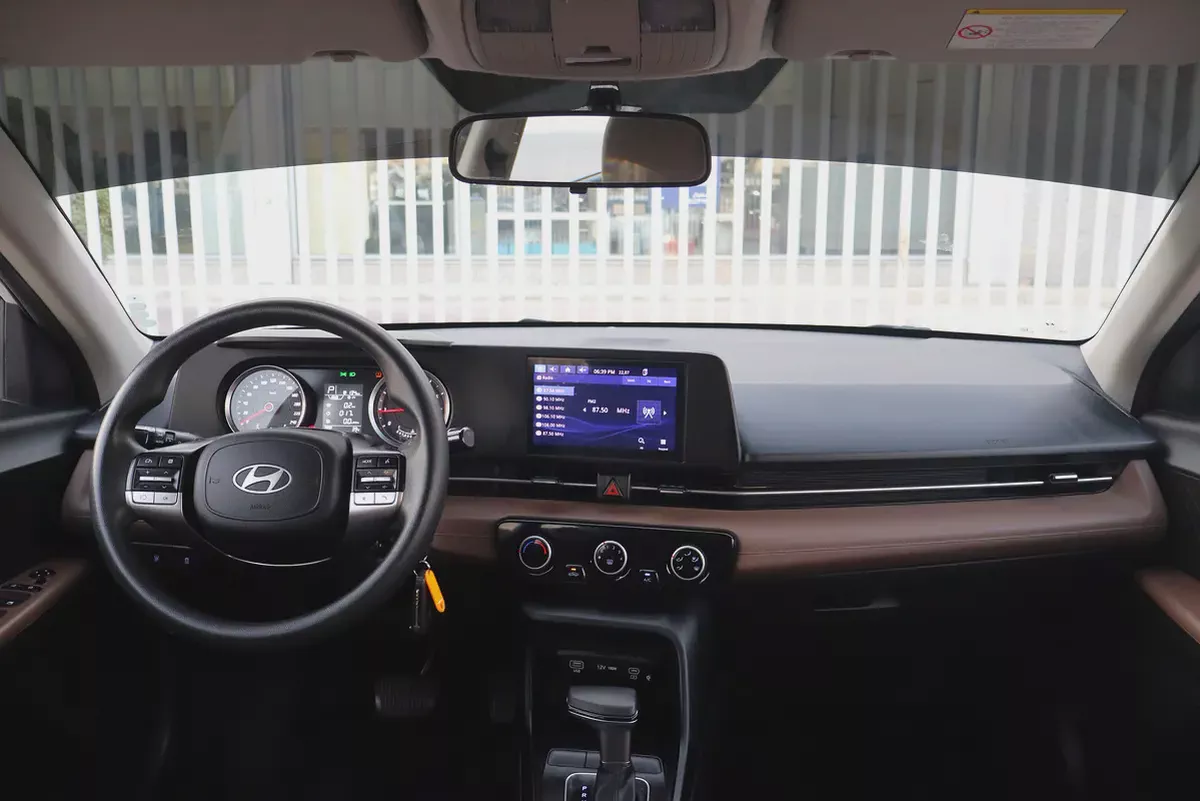 Hyundai Accent GL 2024 GCC Specs - Brand New Condition-5-5