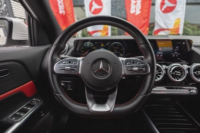 Mercedes-Benz GLA 200 2022-3
