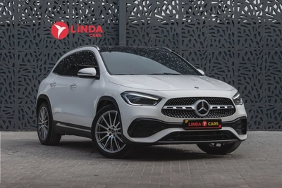 Mercedes-Benz GLA 200 2022-10