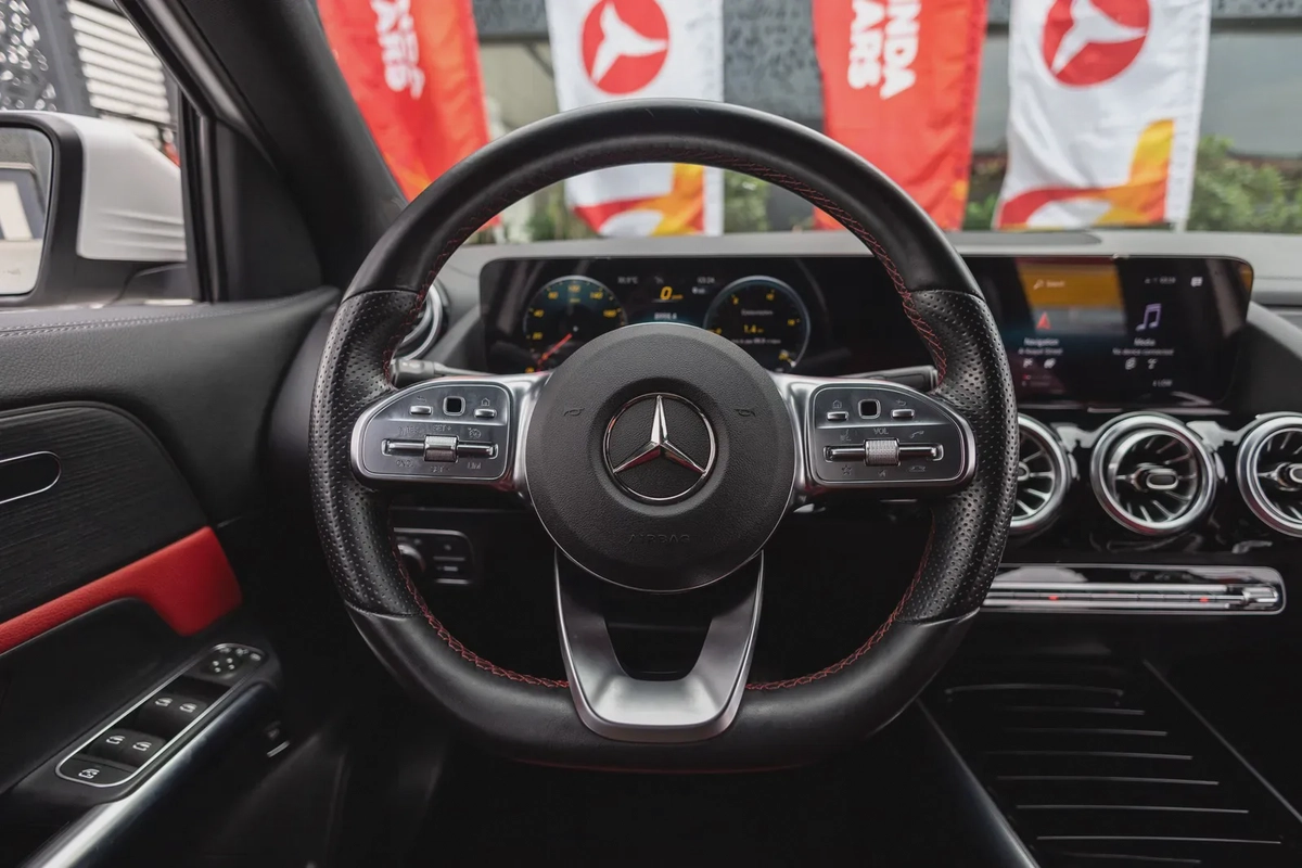Mercedes-Benz GLA 200 2022-3-3