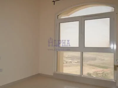 Upcoming 3 Bedroom Apartment Lovely View!-2