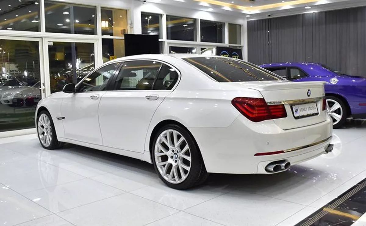 BMW 730Li ( 2015 Model ) in White Color GCC Specs-11-11