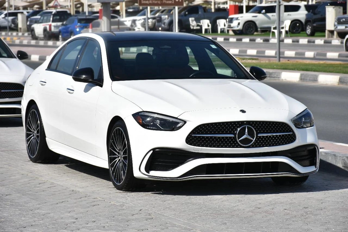 C300 LUXURY 2023 | WHITE LIKE-1-1