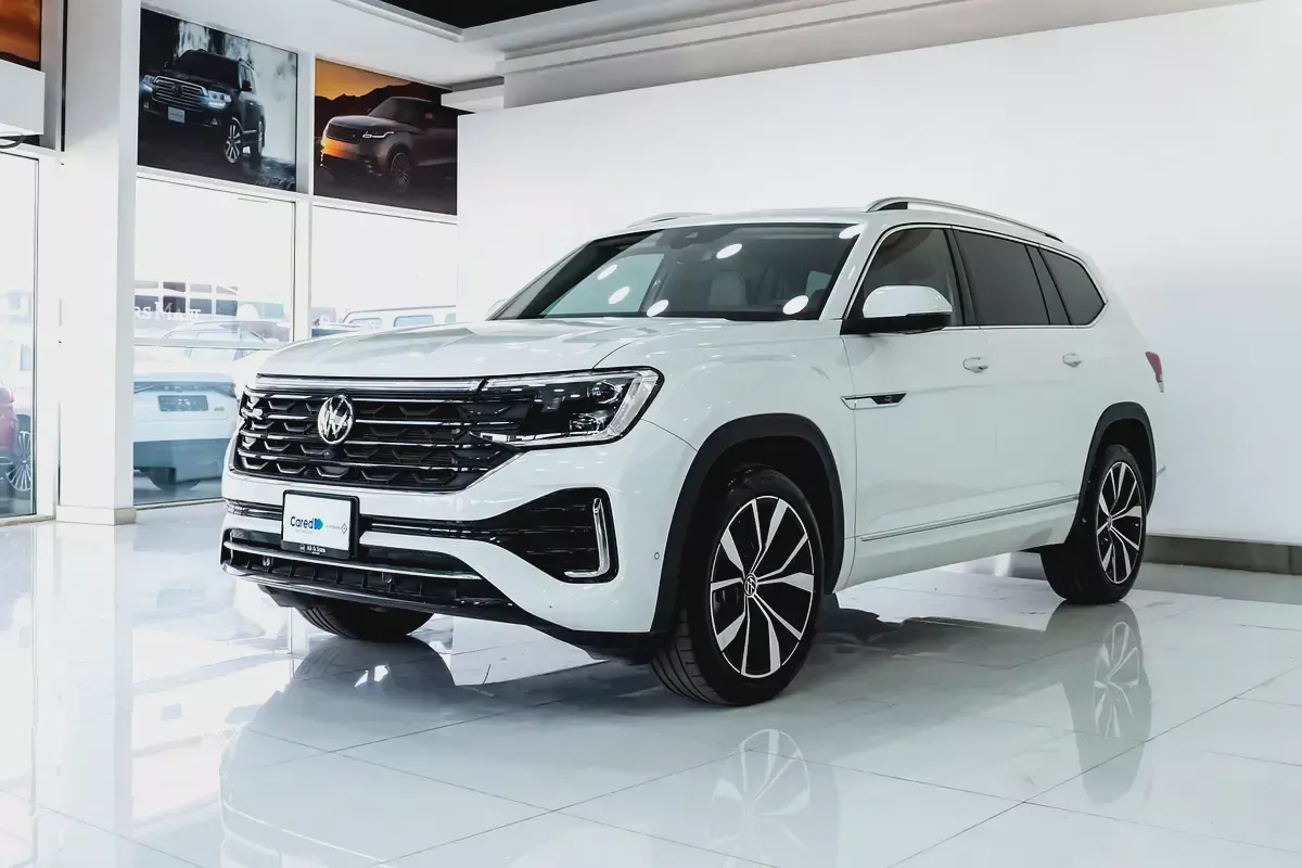VOLKSWAGEN WARRANTY JAN 2027 / UNLIMITED KMS | GCC | R-LINE 2.0L | AED 2,580 PM