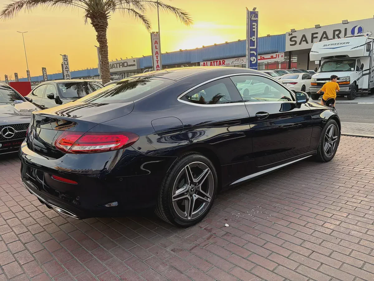 2019. C200. Low mileage. Gcc spec.-5-5