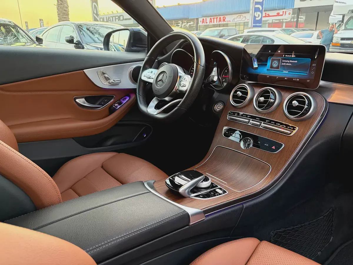2019. C200. Low mileage. Gcc spec.-8-8