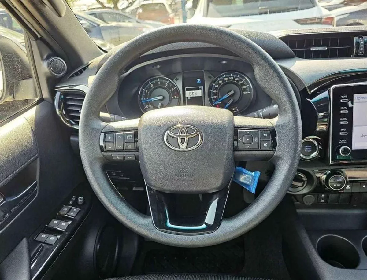 Toyota Hilux ADVENTURE Toyota Hilux DC Adventure 4.0L Petrol 2026-10-0