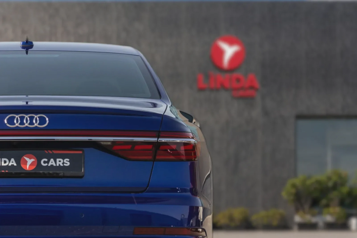 Audi S8 2020-1-1