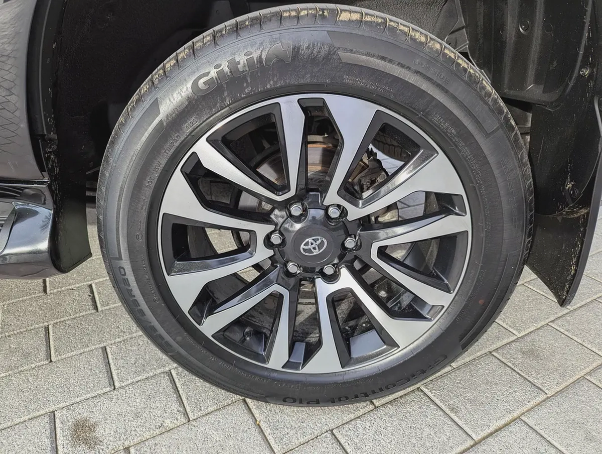 2021 Toyota Land Cruiser Prado TXL 2.7L GCC Specs | 43000 KM | Full Option | Excellent Condition