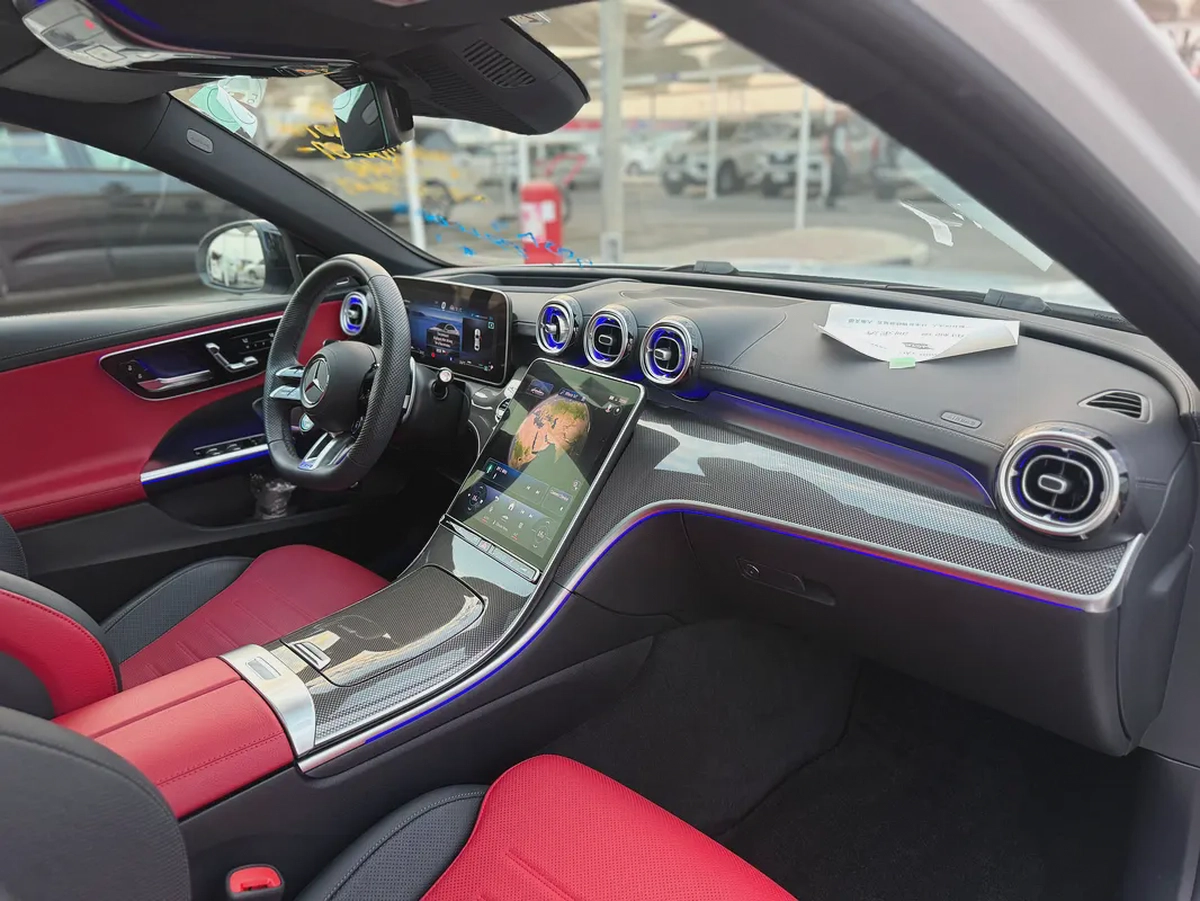 MERCEDES C 43 AMG - 2023 - 17,000 kms - FULL OPTION - JAPANESE SPEC-7-7