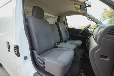 Nissan Urvan | Automatic | Standard Roof Delivery Van | GCC Specs | Ref#N45070-8